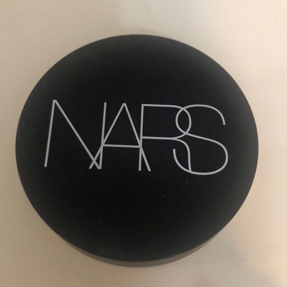NARS loose powder
